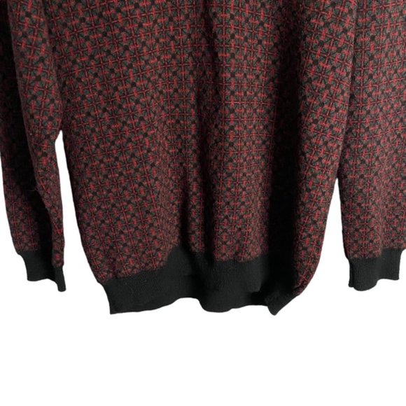 Modango Men's Patterned Wool V-Neck Soft Knit Sweater - Picture 3 of 9